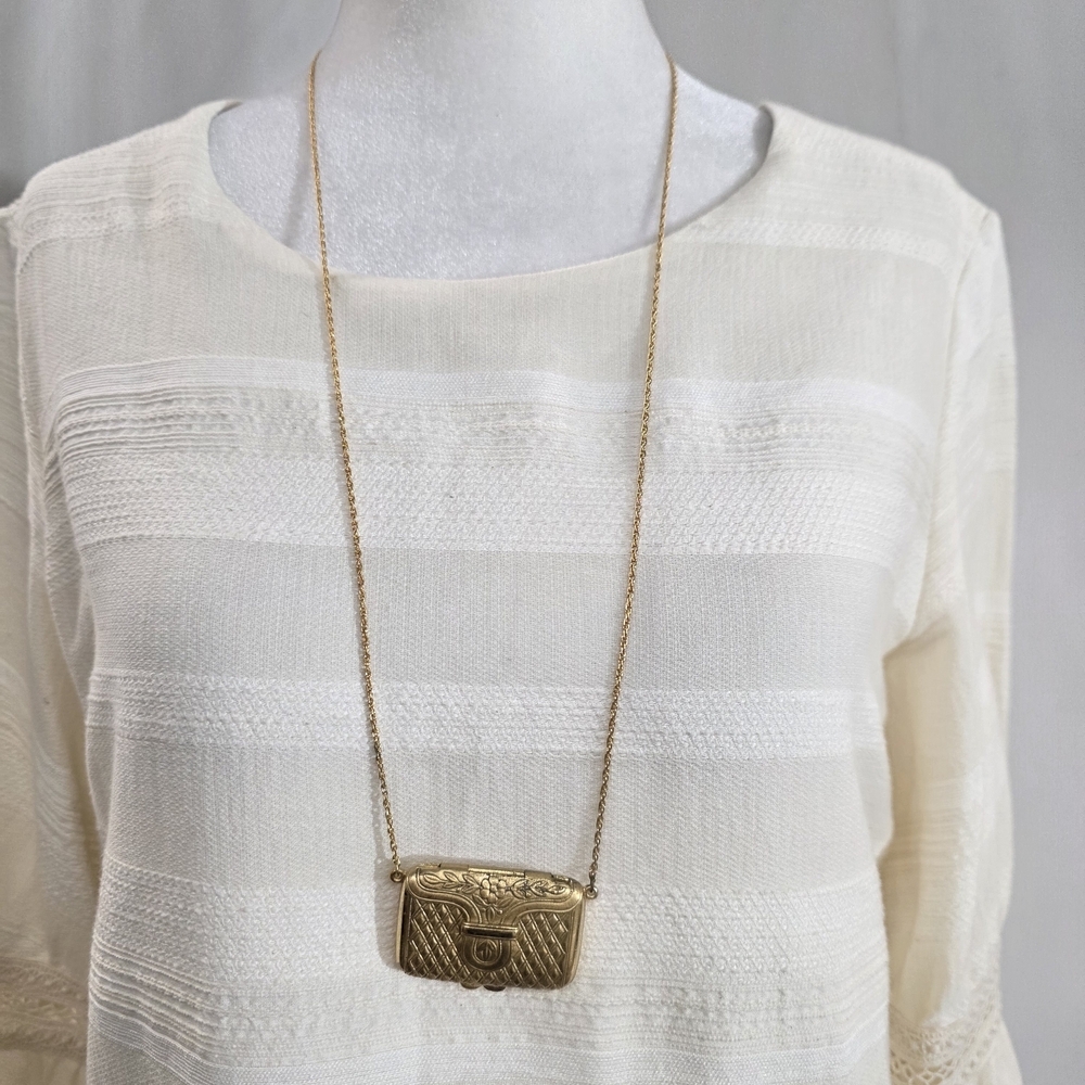 Estee Lauder 1970s Perfume Pendant Necklace Vintage  Love Note Locket